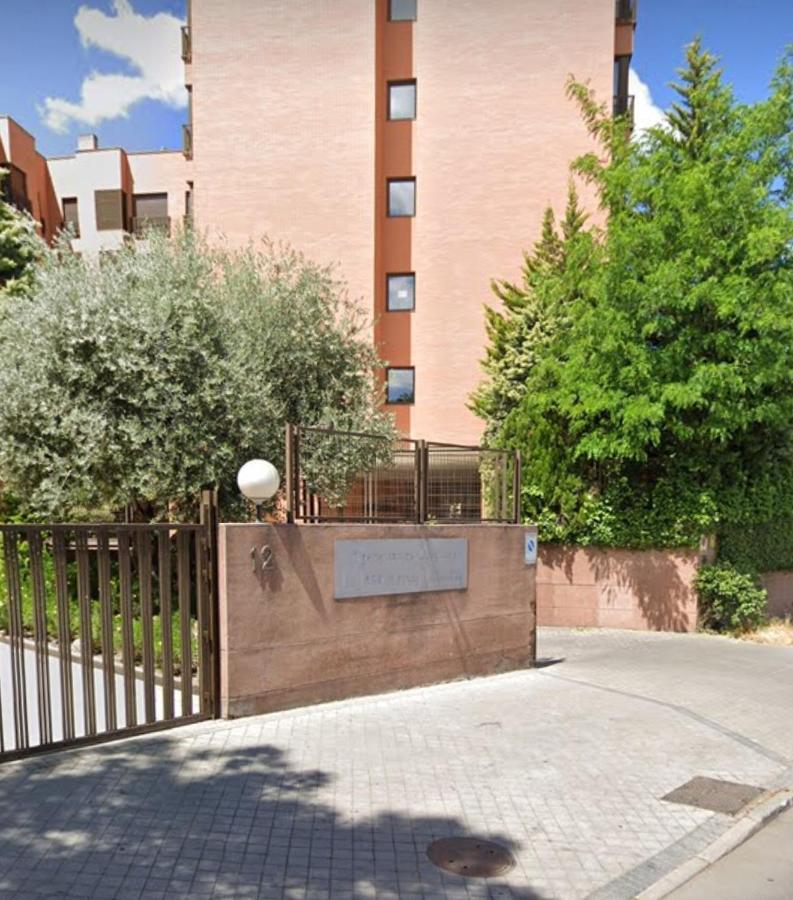 Piso, Cerca Al Aeropuerto Madrid Lejlighed Eksteriør billede